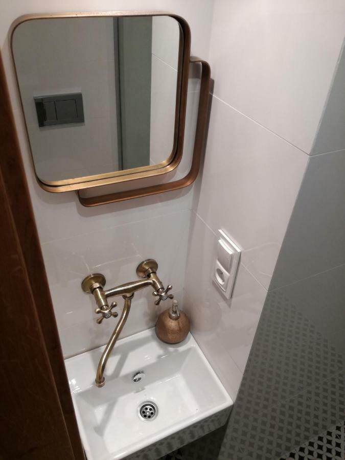 Business&Relax Apartment 14 Poznan Bagian luar foto